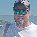 Знакомства: Виктор, 43 года, Новосибирск