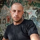 Знакомства: Евгений, 32 года, Вин-Сады