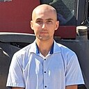 Знакомства: Андрей, 24 года, Таганрог