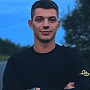 Знакомства: Кирилл, 27 лет, Петриков