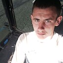 Знакомства: Олег, 22 года, Новопокровская