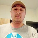 Знакомства: Kamil, 41 год, Познань