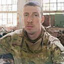 Знакомства: Сергей, 33 года, Новоазовск