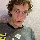 Знакомства: Данил, 18 лет, Воткинск