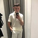 Знакомства: Артём, 21 год, Вороново