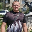 Знакомства: Илья, 18 лет, Медногорск