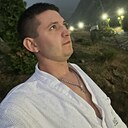 Знакомства: Денис, 31 год, Бердск