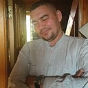 Знакомства: Максим, 41 год, Киров