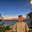 Знакомства: Ле, 22 года, Чебаркуль