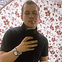 Знакомства: Максим, 21 год, Зима