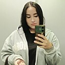 Знакомства: Алина, 21 год, Санкт-Петербург