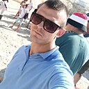 Знакомства: Gena, 29 лет, Петриков