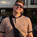 Знакомства: Александр, 25 лет, Мариуполь