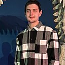 Знакомства: Данил, 24 года, Адлер