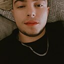 Знакомства: Денис, 24 года, Тольятти