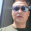 Знакомства: Lucian, 41 год, Бельцы