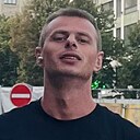 Знакомства: Valentyn, 29 лет, Брно