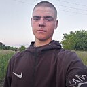 Знакомства: Денис, 19 лет, Ленинск-Кузнецкий