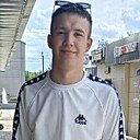 Знакомства: Рафаэль, 21 год, Сочи