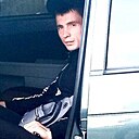 Знакомства: Илья, 27 лет, Уфа