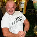 Знакомства: Женя, 35 лет, Снежное