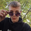 Знакомства: Дмитрий, 18 лет, Луганск