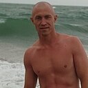 Знакомства: Макс, 37 лет, Владикавказ