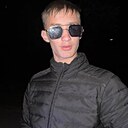 Знакомства: Slavik, 18 лет, Карагай