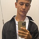 Знакомства: Азик, 19 лет, Москва