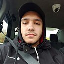 Знакомства: Максим, 21 год, Якутск