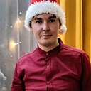 Знакомства: Евгений, 31 год, Волжск