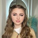 Знакомства: Элина, 26 лет, Владикавказ
