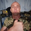 Знакомства: Максим, 36 лет, Васильковка