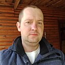 Знакомства: Антон, 35 лет, Солигорск