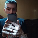 Знакомства: Владислав, 25 лет, Приморско-Ахтарск