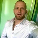 Знакомства: Артём, 33 года, Тюмень