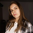 Знакомства: Лиза, 29 лет, Екатеринбург