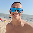 Знакомства: Никита, 32 года, Приморско-Ахтарск