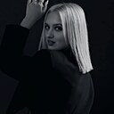 Знакомства: Карина, 33 года, Красный Луч