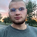Знакомства: Антон, 21 год, Абакан