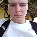 Знакомства: Максим, 21 год, Кострома