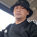 Знакомства: Умид, 25 лет, Абакан