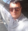 Знакомства: Уткирбек, 36 лет, Ульяновск