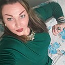 Знакомства: Вика, 37 лет, Саратов