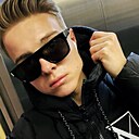 Знакомства: Роман, 29 лет, Москва