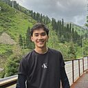 Знакомства: Жора, 36 лет, Актау