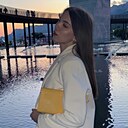 Знакомства: Марьяна, 21 год, Алушта