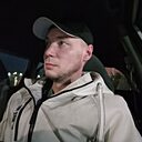 Знакомства: Роман, 37 лет, Свирск