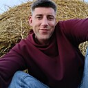 Знакомства: Артур, 35 лет, Круглое