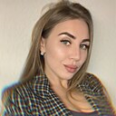 Знакомства: Аля, 24 года, Енакиево